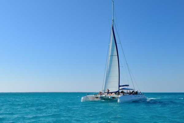 St. Lucia Catamaran Day Sail and Sightseeing Tour