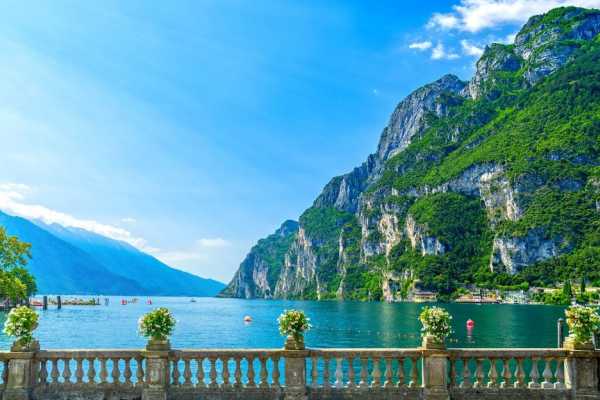 Prime Group: Full day Excursion to Lake Garda