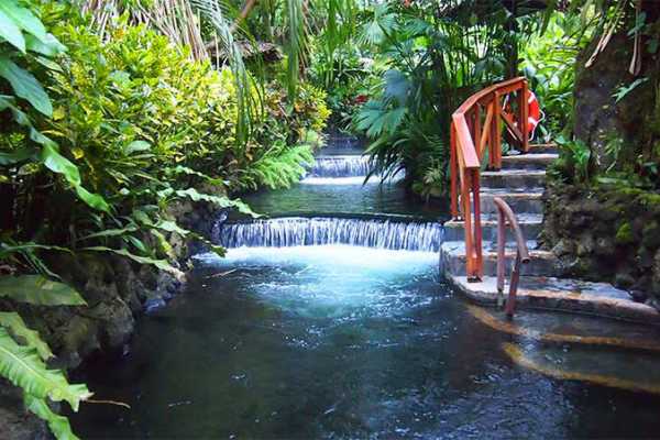Arenal Tabacon Hot Springs All Day Pass - Tour Guanacaste, bringing
