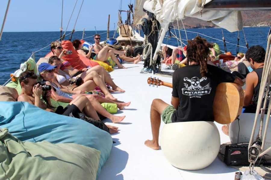 Antares Sailing Sunset Tour Tour Guanacaste Bringing Costa Rica To Life Serving All Hotels Resorts And Vacation Rentals In Costa Rica