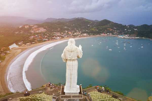 Nicaragua Overnight Tour