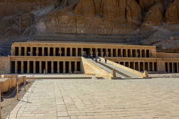 Luxor overnight tour from El Gouna