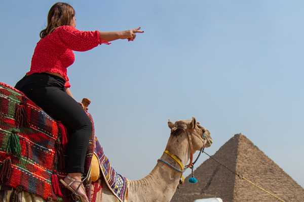 From Makadi Bay to Cairo one day tour by bus