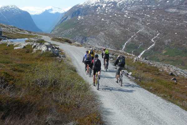 Electric Bike tour Aursj&oslash;veien
