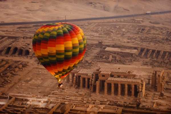 Marsa alam tours luxor two days tour from ELQuseir with hot air balloon