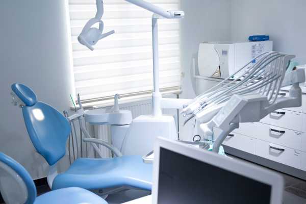 Licensed Dentist Appointment