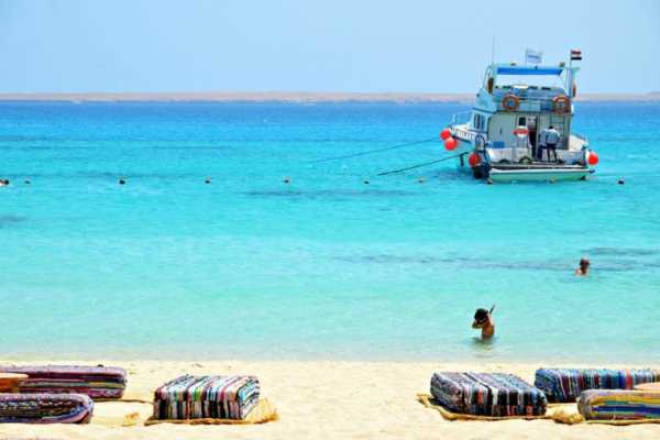 Mahmya Island Day Snorkeling Tour from El Gouna