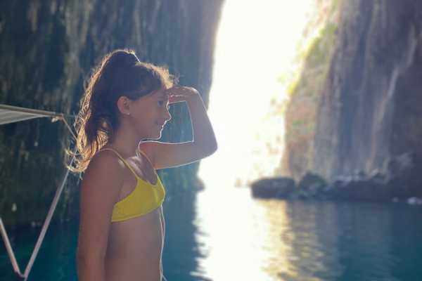 Speedboat Ticket For Beach On Karaburun & Haxhi Ali Cave Visit