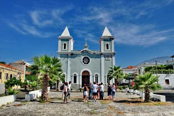 &Agrave; descoberta dos sobrados de S&atilde;o Filipe