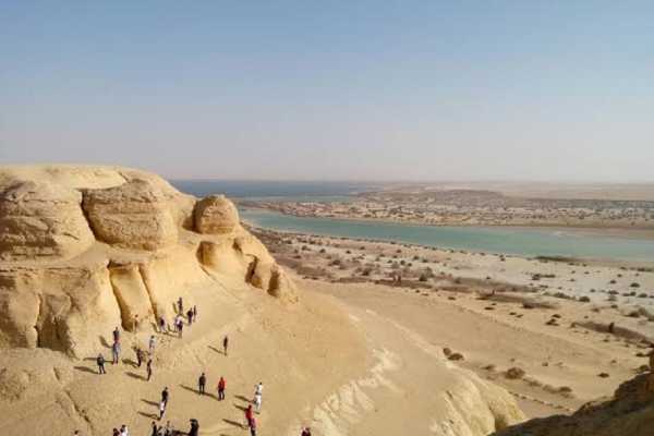3 Days trip wadi el Hitan and Fayoum Oasis from Cairo
