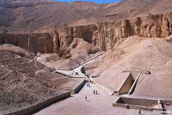 Half day Tour the west bank of Luxor