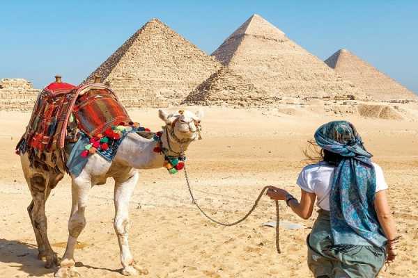 Daily tours Egypt VIAJE DE DOS DÍAS A EL CAIRO DESDE HURGHADA EN COCHE