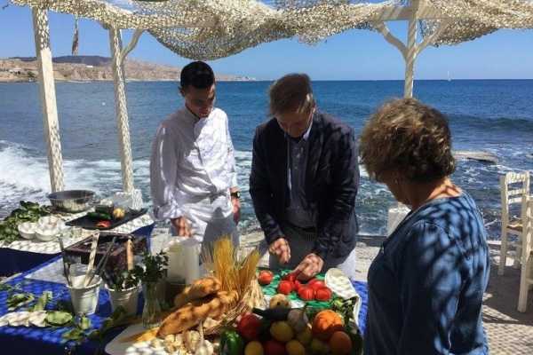 Santorini Food Tour With Wine Tasting