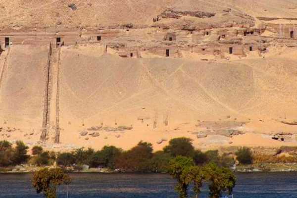 EMO TOURS EGYPT Day Tour to Aswan Botanical garden