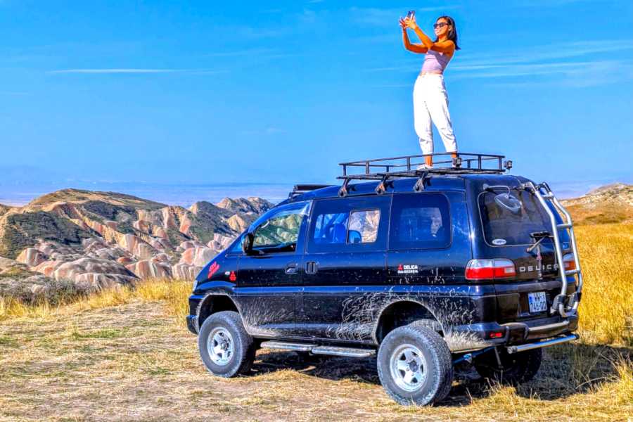 Gareji & Hidden Rainbow Mountains Off-Road Group tour from Tbilisi