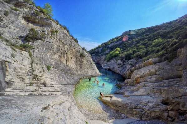 Island Vis discovery day tour from Hvar