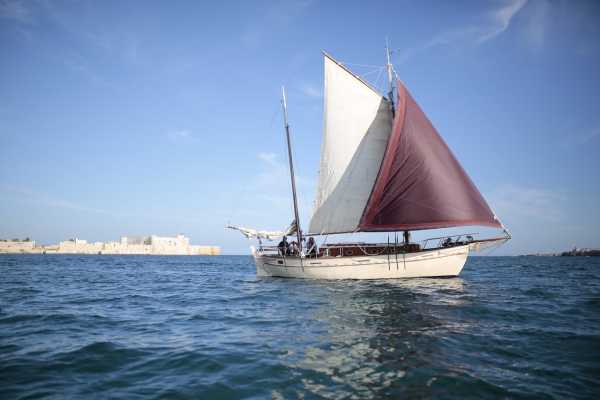 Ortigia e Plemmirio in Barca a Vela