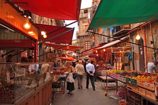 Alla scoperta dello street food di Palermo