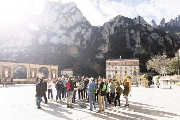 Half Day Trip to Montserrat from Barcelona