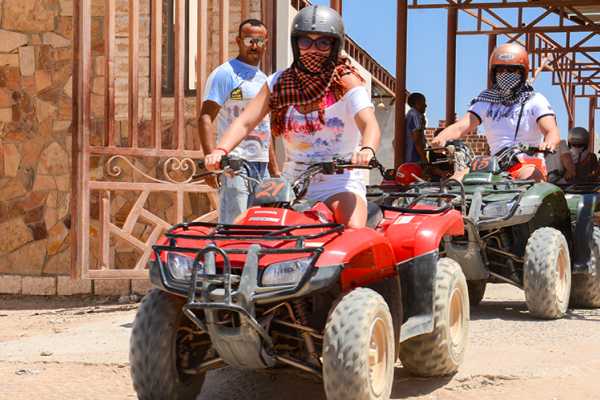 El Gouna Private Sahara Park tour by quad ride