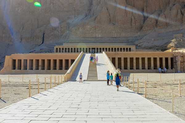 Visit Karnak, Luxor Temple and Valley of the kings