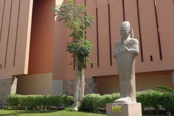 Luxor Museum and Mummification Museum Tour
