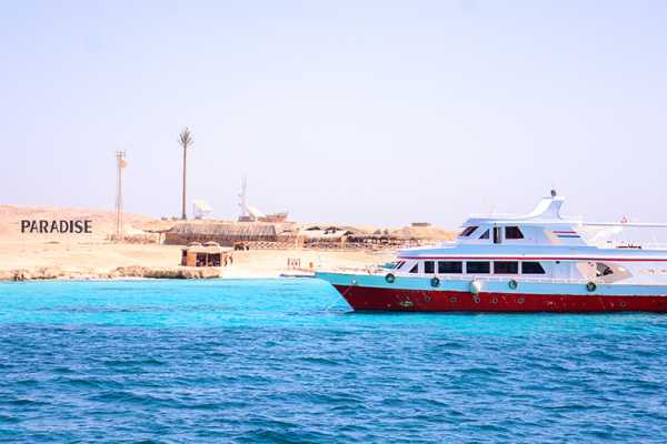 Private Tour From Makadi Bay to Paradise Island by boat