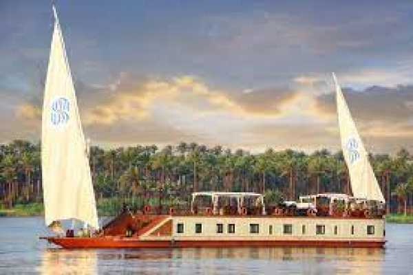 Sonesta Amirat Dahabiya Nile Cruise