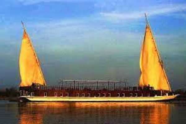 Nebyt Dahabiya Nile Cruise