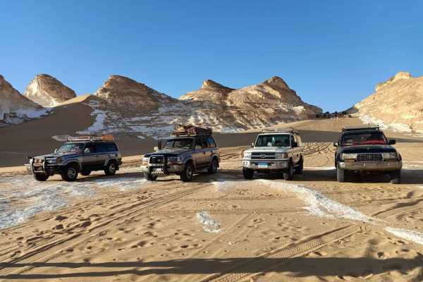 9 Days Cairo, Farafra, Kharga and Dakhla Safari Tours