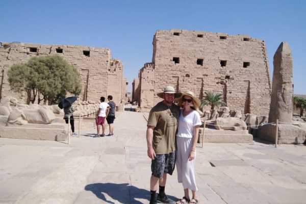 8 Days Cairo and Gara Cave Safari Tours