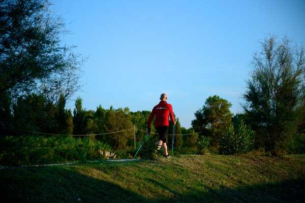 NORDIC WALKING