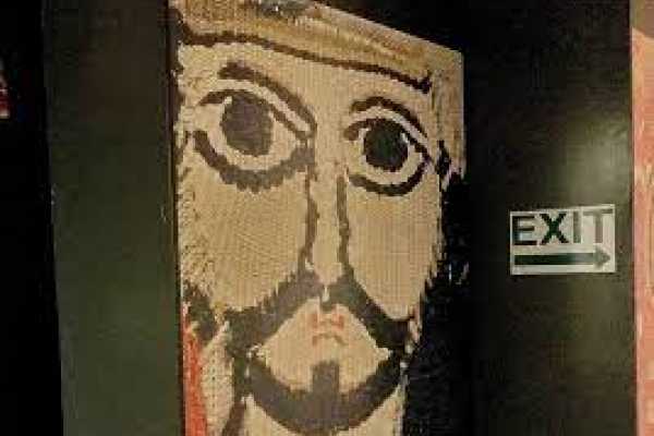 Khan El-Khalili & Egyptian Textile Museum Private Guided Tour