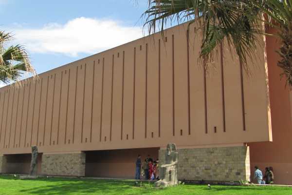 Tour to Luxor Museum and Mummification Museum