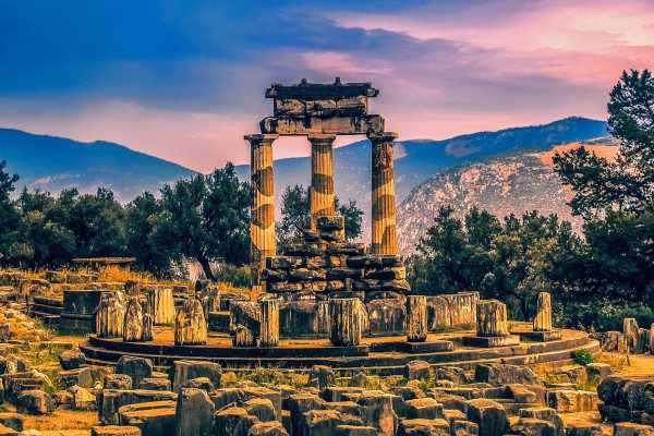 Olympus to Delphi Private Transfer