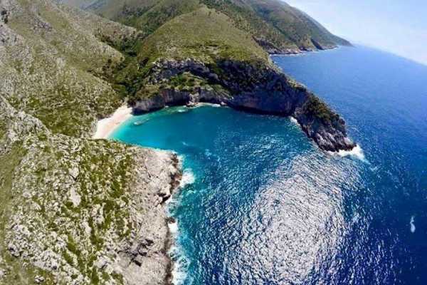 Full Day Private Boat to Grama Bay , Smugglers Canyon & Blue Cave