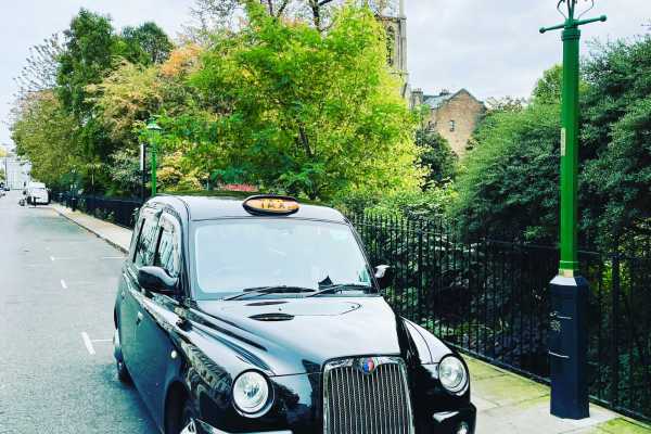 Windsor and Runnymede Day Tour
