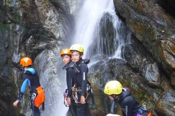 Canyoning Family Booking