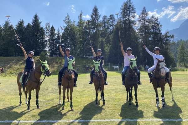 St. Moritz Sommer Polo Schule