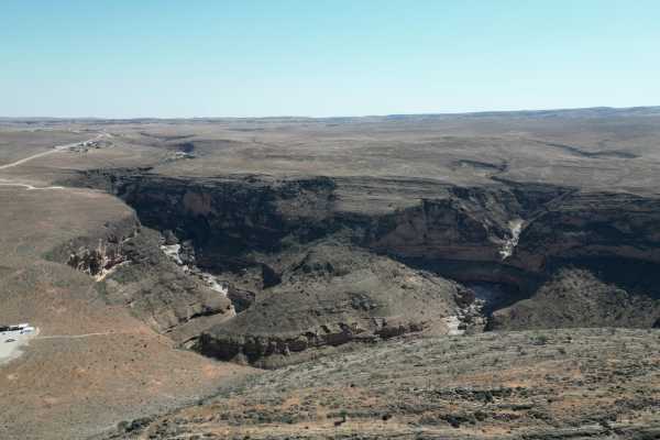 Taiq Sinhkhole & Cave