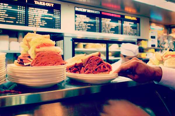 The Best of NYC Food & Central Park Walking Tour