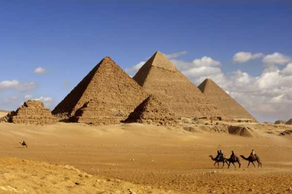 EMO TOURS EGYPT What Is The Best Place To Photograph So That The Pyramids Are Visible ?
