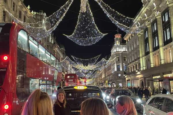 The Christmas Lightseeing Tour