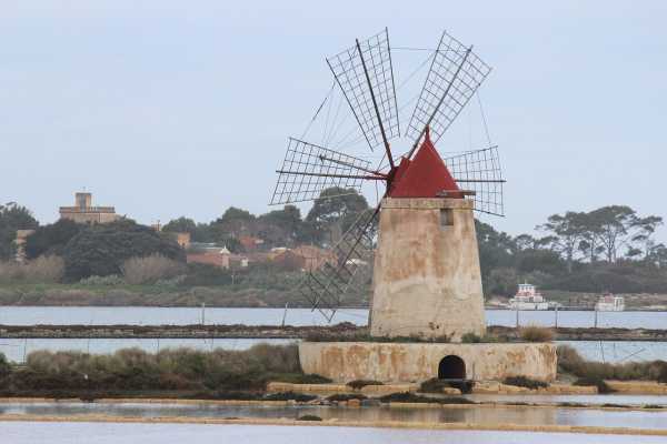 Tour privato in barca dello Stagnone di Marsala con pranzo a bordo