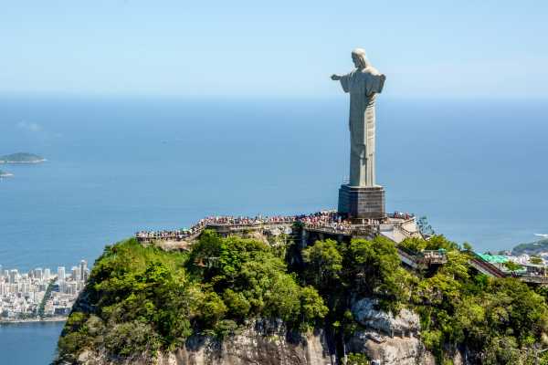 CHRIST THE REDEEMER BY VAN + SELAR&Oacute;N STEPS