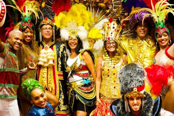 RIO CARNAVAL TOUR + MUSEUM + SAMBA CLASS