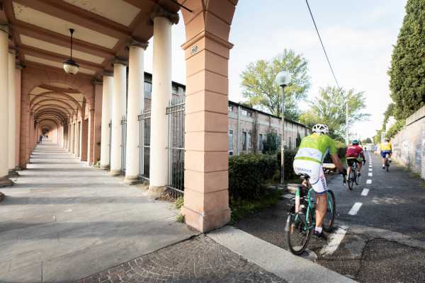 Bologna Bike Tour - Speciale Portici UNESCO