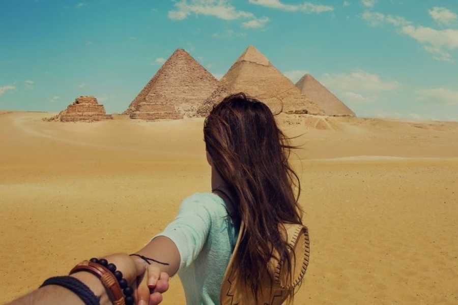 Tours to Egypt TRIP TO GIZA PYRAMIDS AND THE EGYPTIAN MUSEUM
