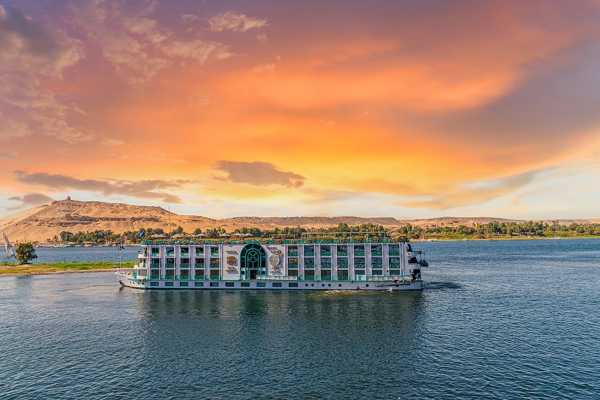 4 Days Nile Cruise from Aswan to Luxor&nbsp;on Sonesta Moon Cruise