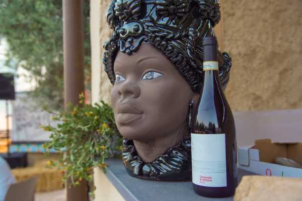 Wine Tasting & brunch in tenuta a Caltagirone